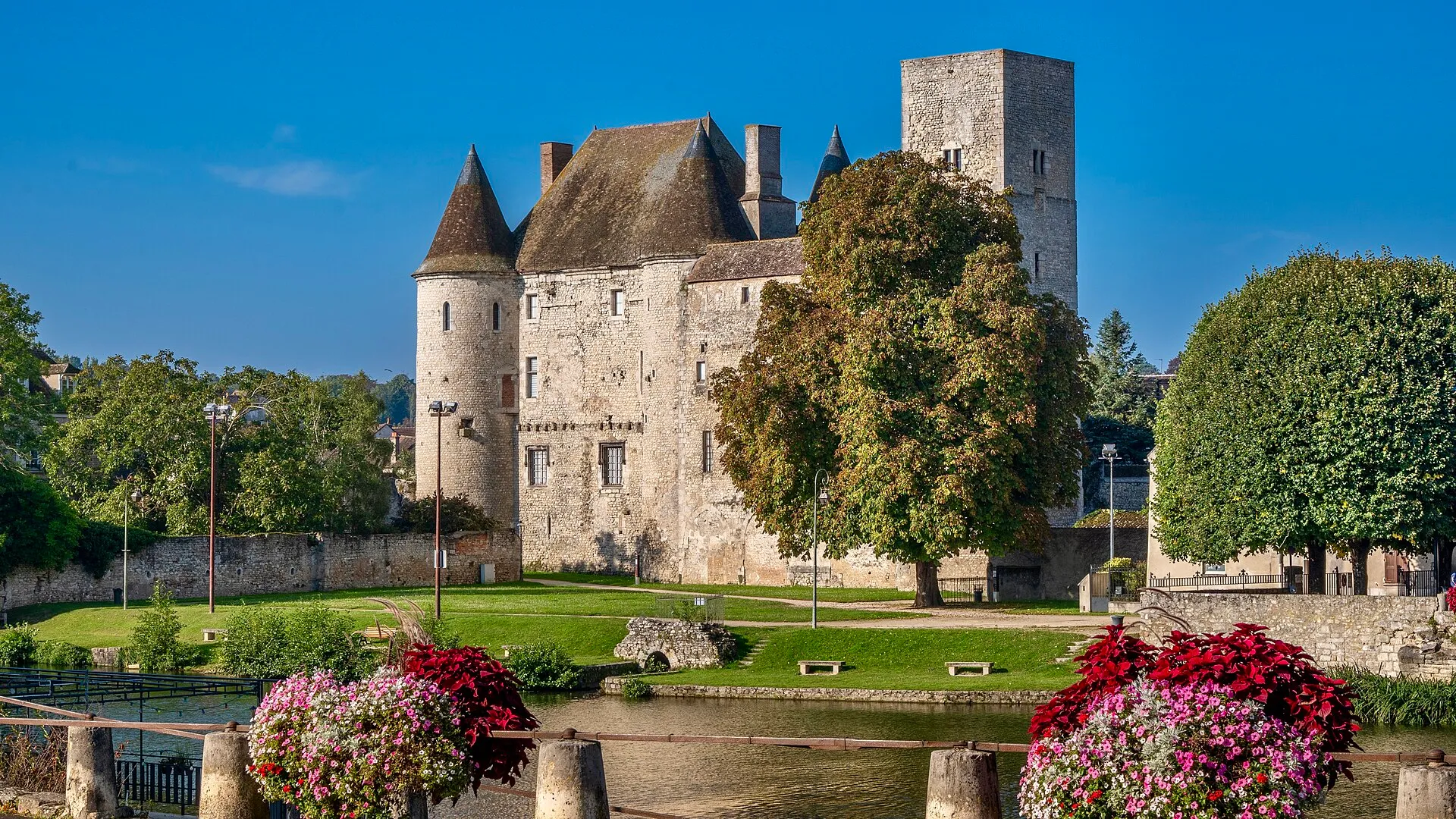 Château-Musée de Nemours, à 20 minutes du Domaine de Like a Dream